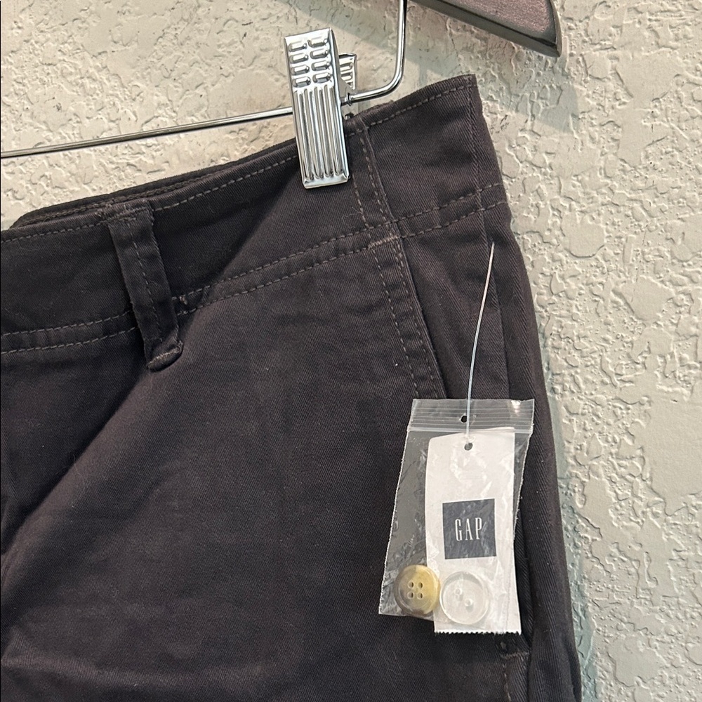 GAP Dark Gray Shorts NWT - Picture 7 of 11